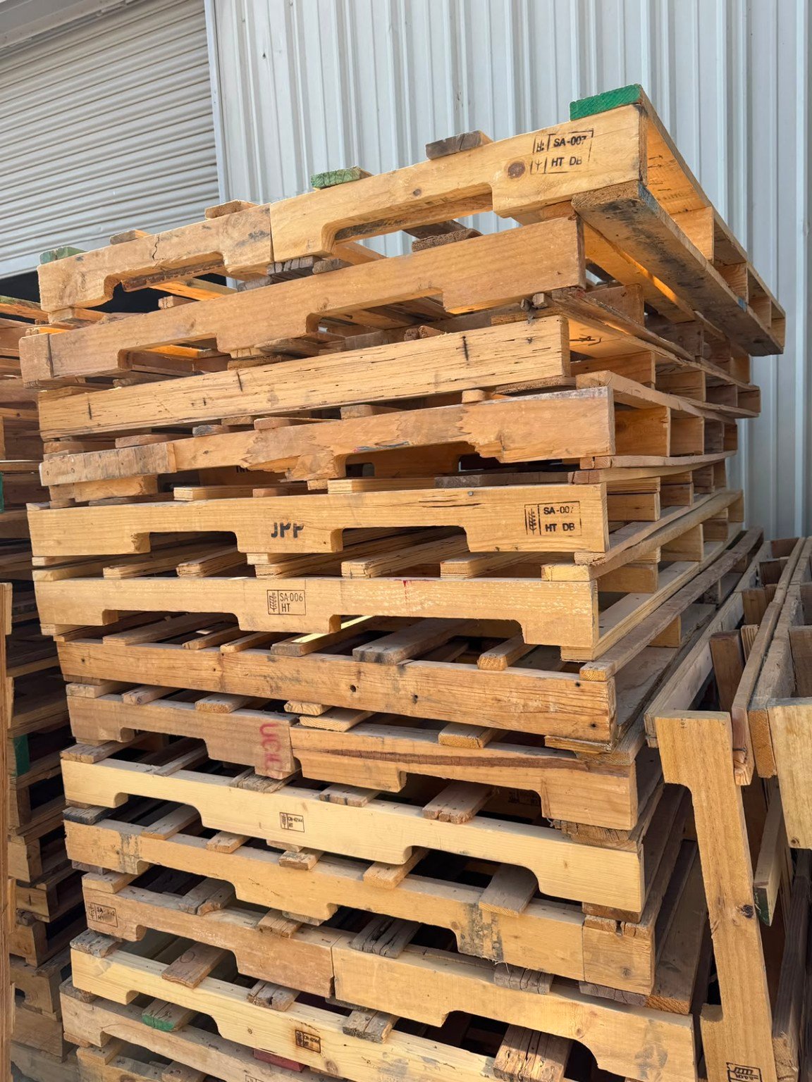 Heavy Duty Pallets