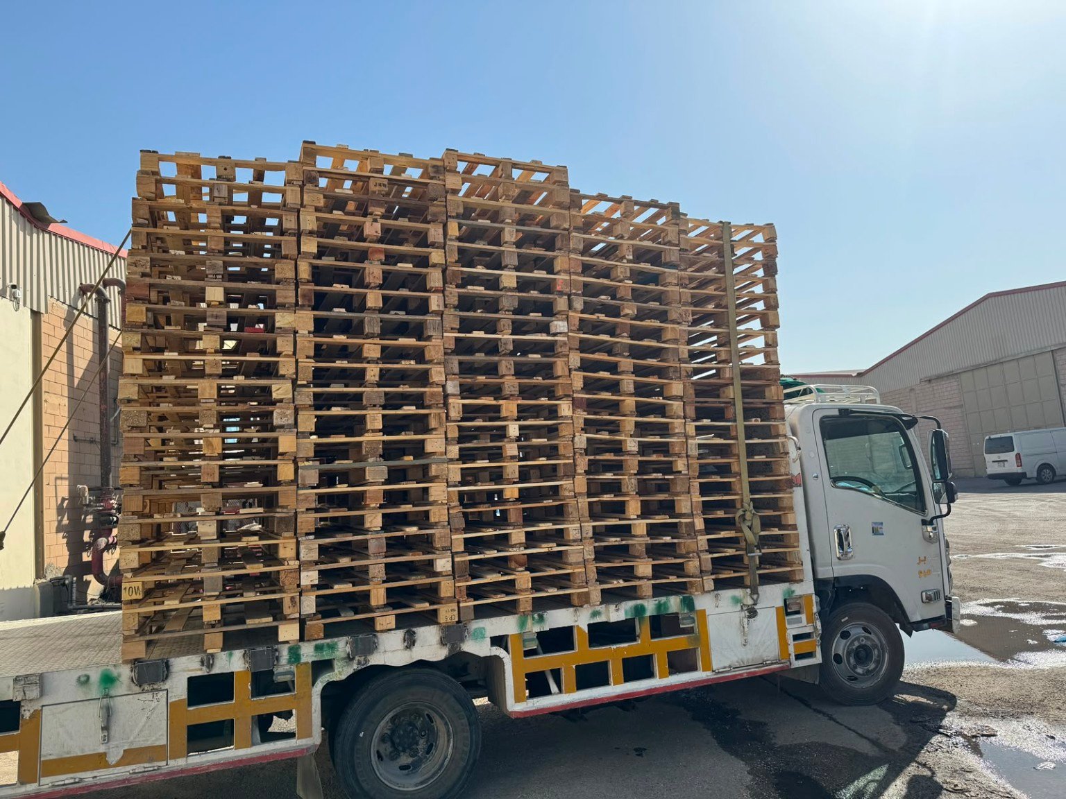 Warehouse pallet stock